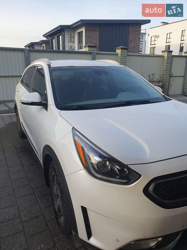 Внедорожник / Кроссовер Kia Niro 2018 в Киеве фото 2 Внедорожник / Кроссовер Kia Niro 2018 в Киеве