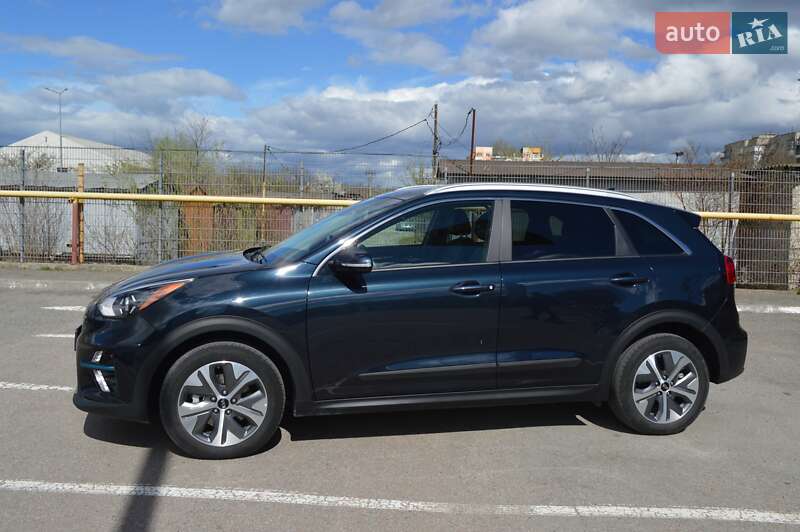 Внедорожник / Кроссовер Kia Niro 2021 в Ивано-Франковске