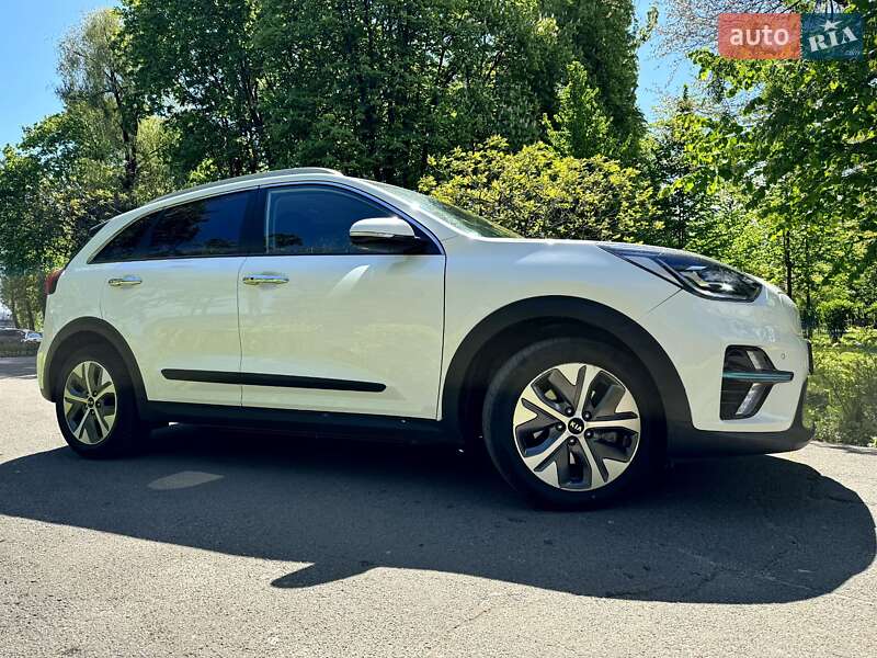 Внедорожник / Кроссовер Kia Niro 2021 в Киеве