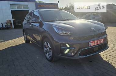 Внедорожник / Кроссовер Kia Niro 2019 в Радомышле