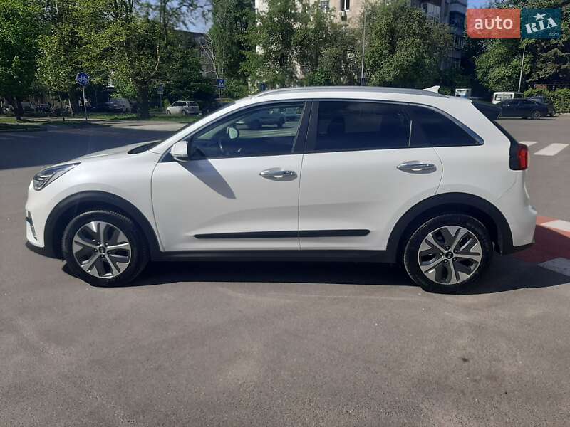 Позашляховик / Кросовер Kia Niro 2020 в Вінниці фото 2 Позашляховик / Кросовер Kia Niro 2020 в Вінниці