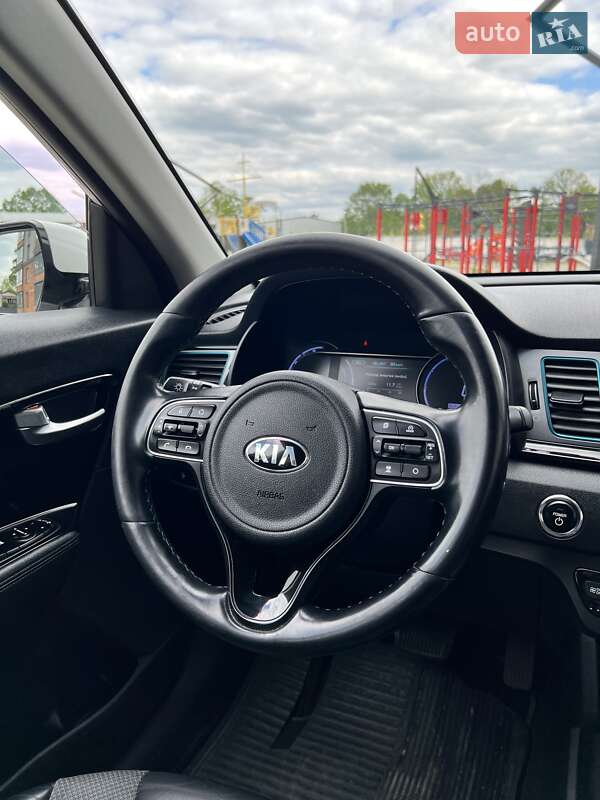 Позашляховик / Кросовер Kia Niro 2019 в Житомирі