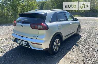 Внедорожник / Кроссовер Kia Niro 2018 в Киеве