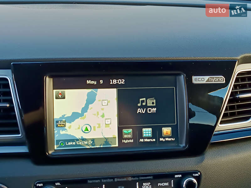 Внедорожник / Кроссовер Kia Niro 2017 в Николаеве