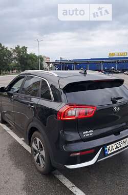 Внедорожник / Кроссовер Kia Niro 2017 в Киеве