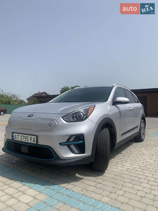 Внедорожник / Кроссовер Kia Niro 2020 в Ивано-Франковске