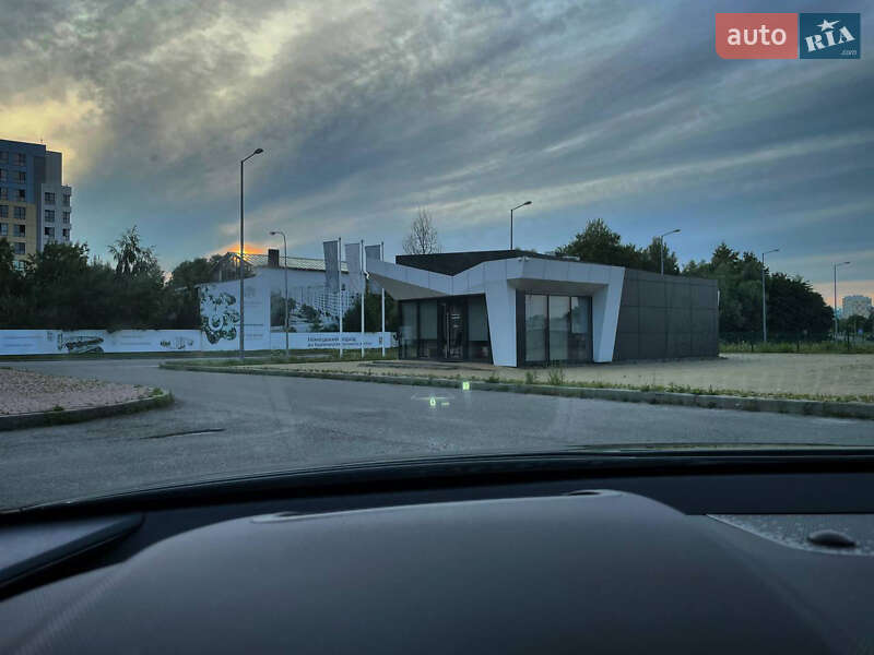 Внедорожник / Кроссовер Kia Niro 2023 в Львове