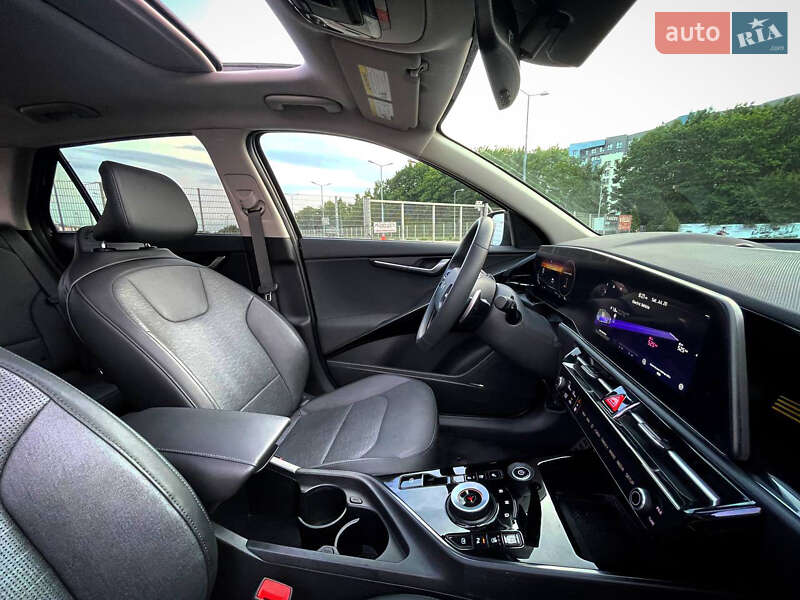 Внедорожник / Кроссовер Kia Niro 2023 в Львове