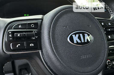 Внедорожник / Кроссовер Kia Niro 2021 в 