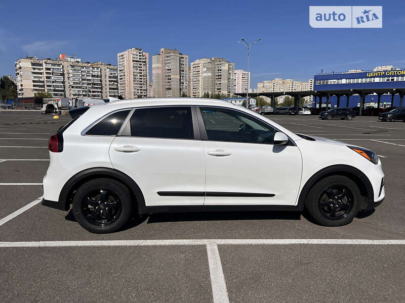 Внедорожник / Кроссовер Kia Niro 2019 в Киеве фото 4 Внедорожник / Кроссовер Kia Niro 2019 в Киеве