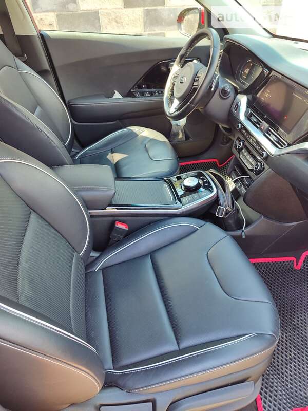 Внедорожник / Кроссовер Kia Niro 2020 в Днепре фото 5 Внедорожник / Кроссовер Kia Niro 2020 в Днепре