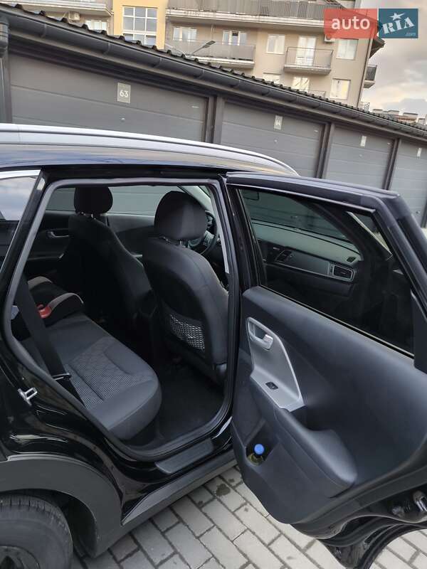 Позашляховик / Кросовер Kia Niro 2018 в Львові