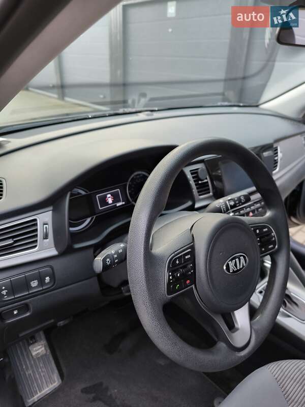 Позашляховик / Кросовер Kia Niro 2018 в Львові