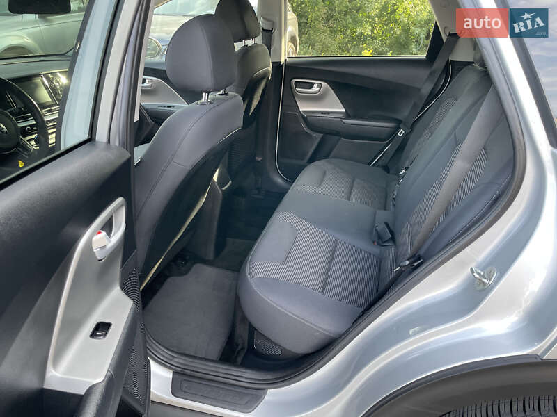 Позашляховик / Кросовер Kia Niro 2020 в Львові