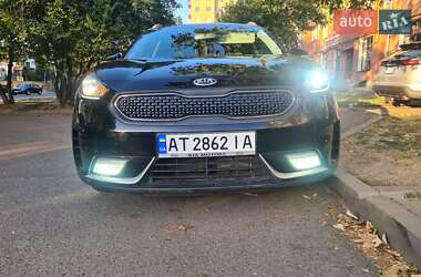 Внедорожник / Кроссовер Kia Niro 2017 в 