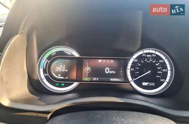 Внедорожник / Кроссовер Kia Niro 2017 в 