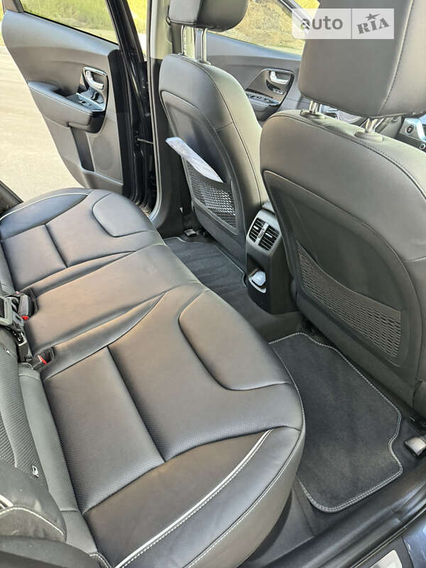 Позашляховик / Кросовер Kia Niro 2020 в Одесі