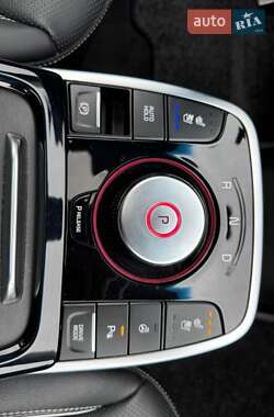 Внедорожник / Кроссовер Kia Niro 2019 в 