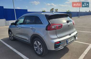 Позашляховик / Кросовер Kia Niro 2019 в Полтаві