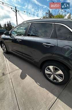 Внедорожник / Кроссовер Kia Niro 2019 в 