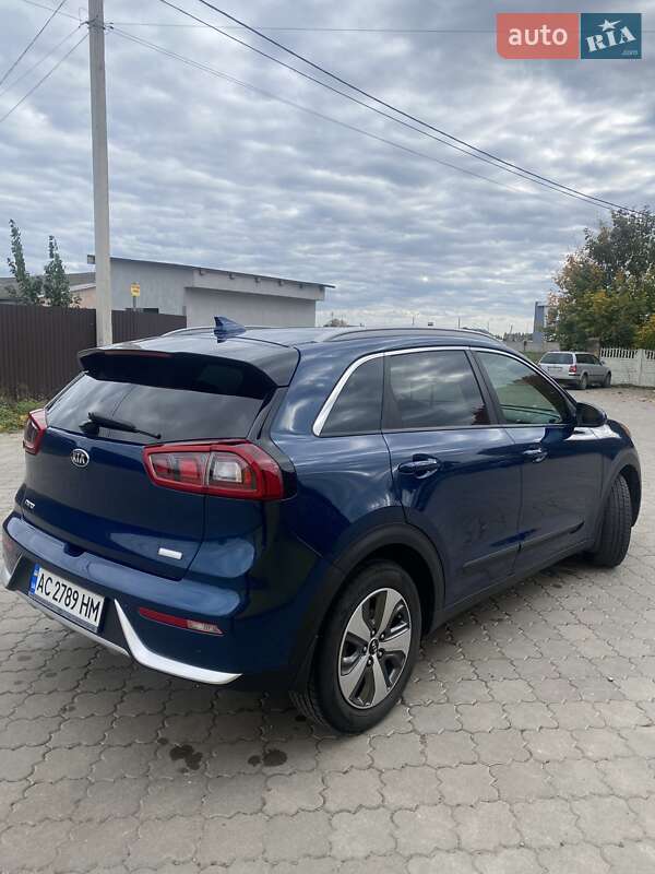 Внедорожник / Кроссовер Kia Niro 2017 в Ковеле