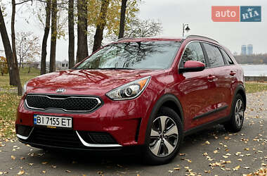 Позашляховик / Кросовер Kia Niro 2017 в Києві