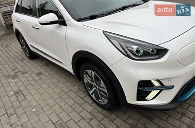 Внедорожник / Кроссовер Kia Niro 2020 в Владимире