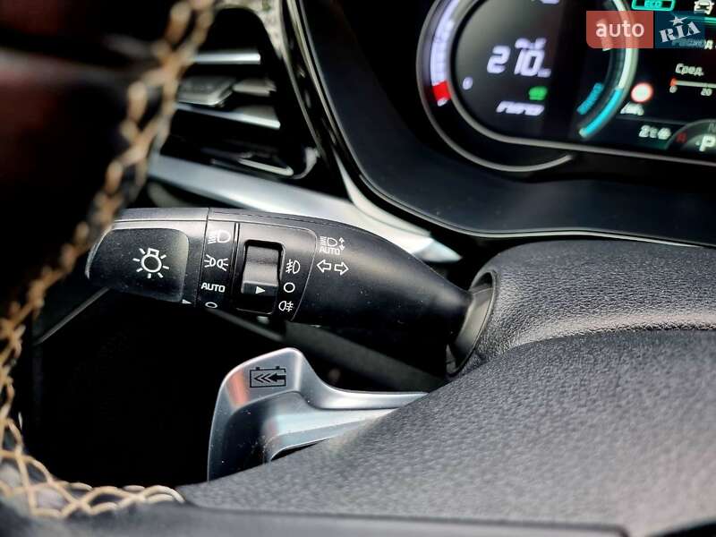 Позашляховик / Кросовер Kia Niro 2020 в Дрогобичі