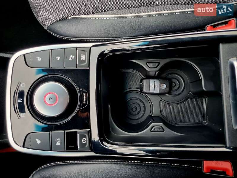Позашляховик / Кросовер Kia Niro 2020 в Дрогобичі