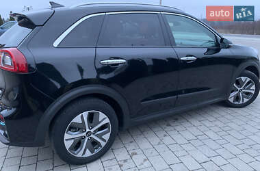 Позашляховик / Кросовер Kia Niro 2019 в Львові