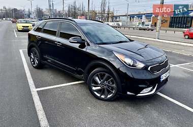 Внедорожник / Кроссовер Kia Niro 2017 в Киеве