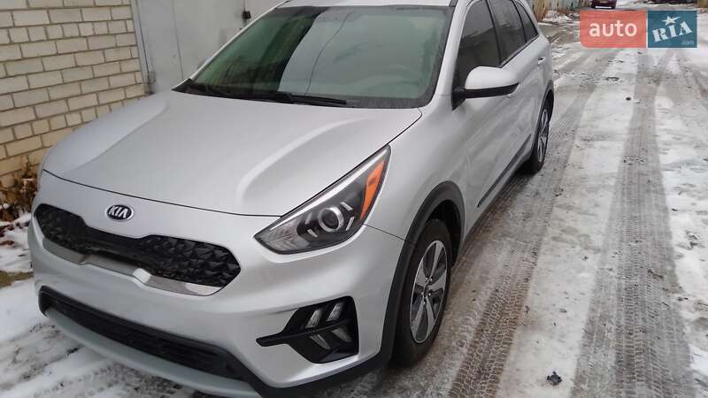 Позашляховик / Кросовер Kia Niro 2020 в Харкові