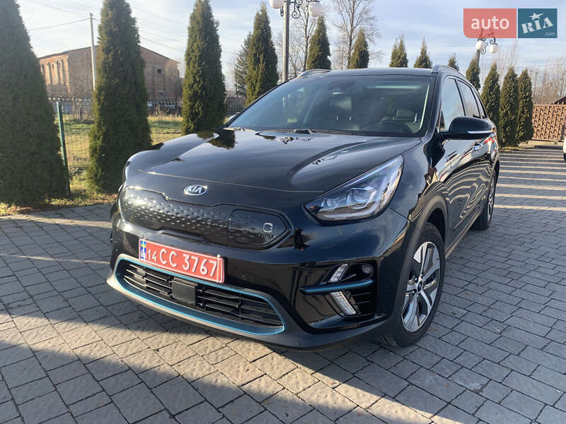 Позашляховик / Кросовер Kia Niro 2019 в Львові