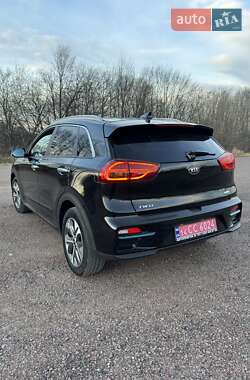 Позашляховик / Кросовер Kia Niro 2020 в Долині