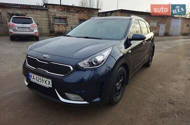 Внедорожник / Кроссовер Kia Niro 2016 в Бердичеве