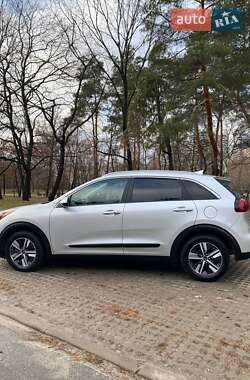 Позашляховик / Кросовер Kia Niro 2020 в Києві