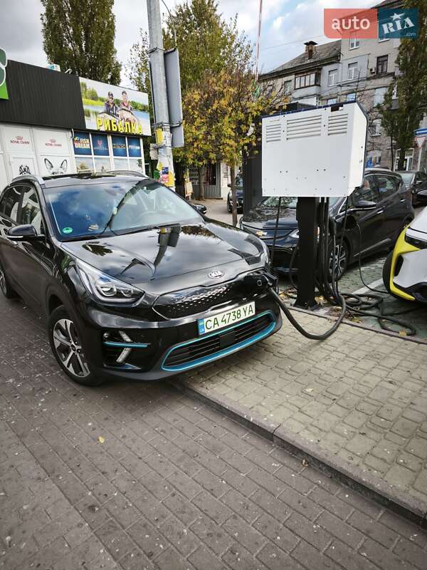 Внедорожник / Кроссовер Kia Niro 2021 в Умани