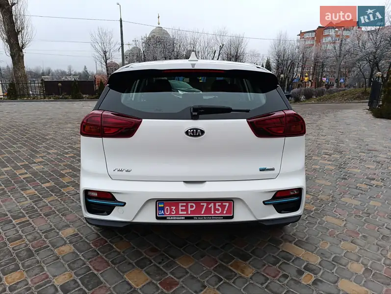 Внедорожник / Кроссовер Kia Niro 2021 в 