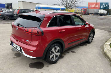 Внедорожник / Кроссовер Kia Niro 2017 в Ужгороде