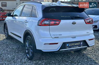 Позашляховик / Кросовер Kia Niro 2017 в Івано-Франківську