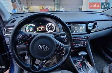 Позашляховик / Кросовер Kia Niro 2017 в Харкові