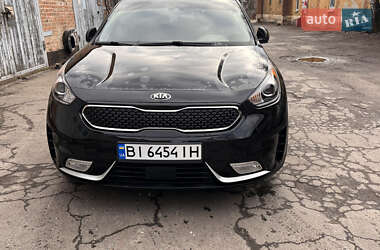 Внедорожник / Кроссовер Kia Niro 2017 в Полтаве