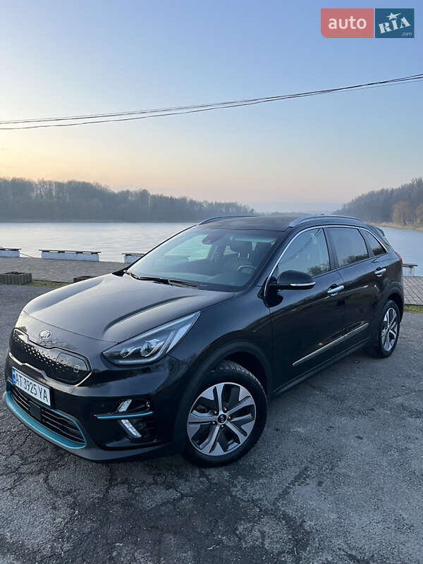 Позашляховик / Кросовер Kia Niro 2020 в Івано-Франківську