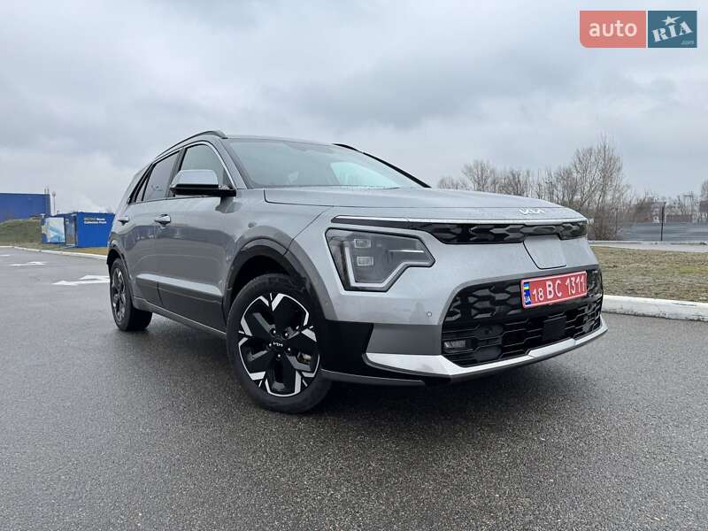 Позашляховик / Кросовер Kia Niro 2023 в Києві