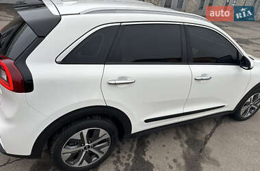 Позашляховик / Кросовер Kia Niro 2019 в 