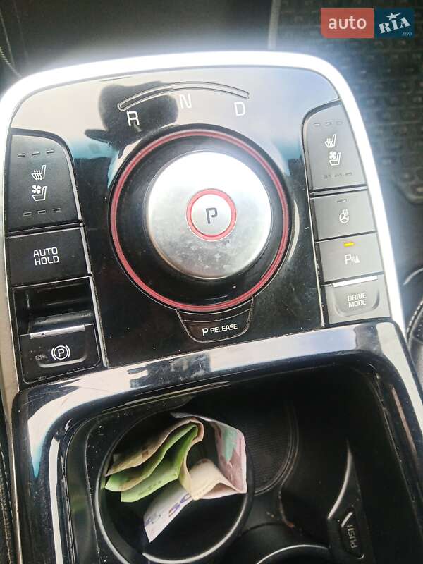 Позашляховик / Кросовер Kia Niro 2019 в Черкасах фото 9 Позашляховик / Кросовер Kia Niro 2019 в Черкасах