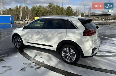 Внедорожник / Кроссовер Kia Niro 2022 в Киеве