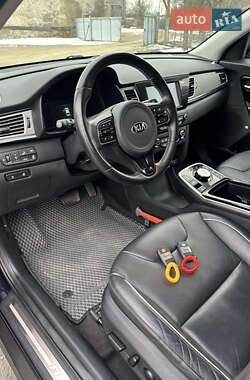 Внедорожник / Кроссовер Kia Niro 2019 в 