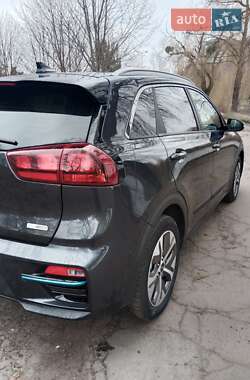 Внедорожник / Кроссовер Kia Niro 2019 в Ровно