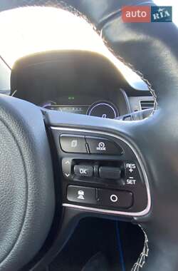 Внедорожник / Кроссовер Kia Niro 2019 в 